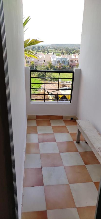 Untrained & Unplanned Apartment จาบัลปูร์ ภายนอก รูปภาพ